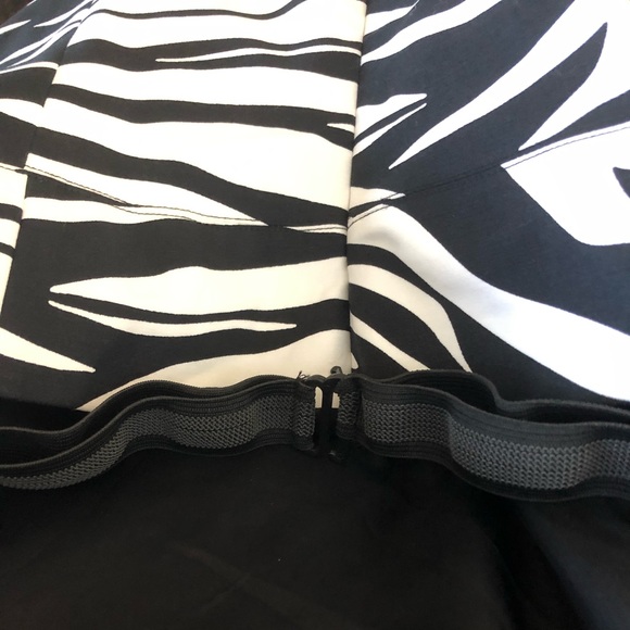 MICHAEL KORS STRAPLESS DRESS - Picture 9 of 9